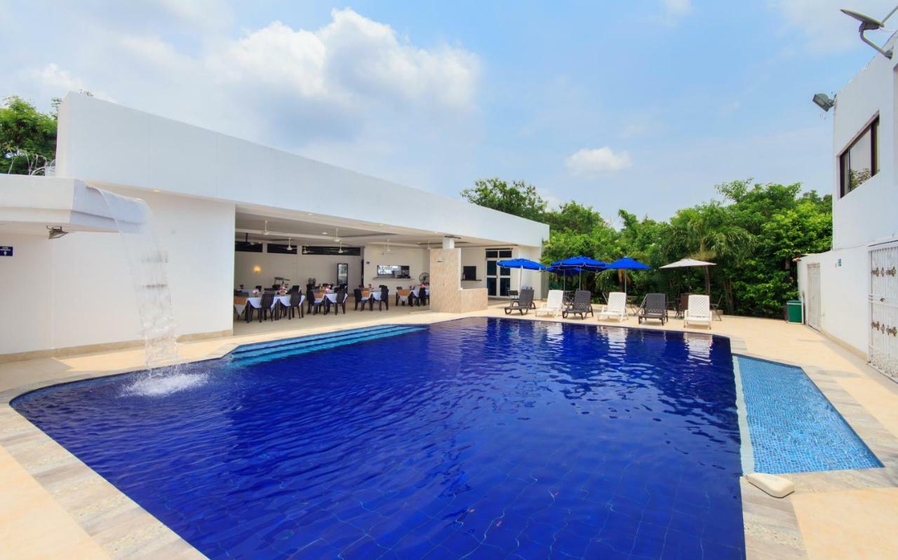 0asis De La Colina Boutique
